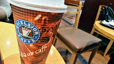 エクセルシオール カフェ 新お茶の水店