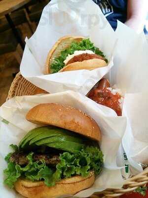 フレッシュネスバーガー 河原町店