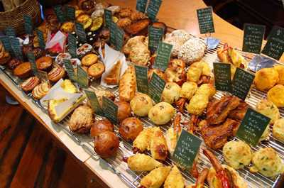 アドパンデュース