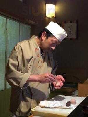 鶴屋吉信 菓遊茶屋