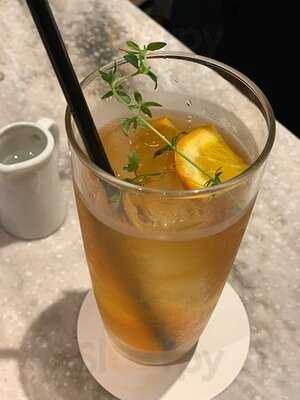 Cafe&books Bibliotheque ルミネ有楽町店