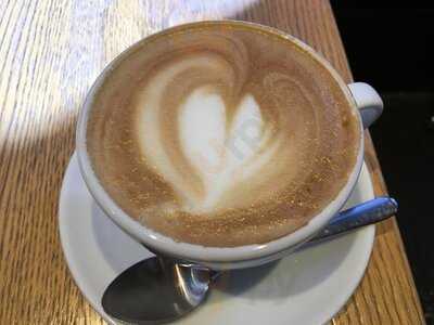 Cafe&books Bibliotheque ルミネ有楽町店