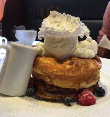 Cafe&books Bibliotheque ルミネ有楽町店