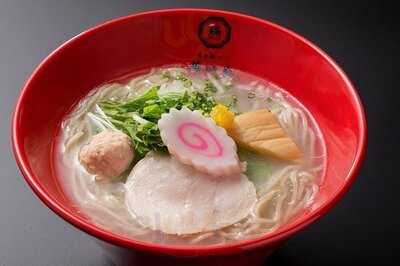 博多鶏ソバ 華味鳥 なんばダイニングメゾン店