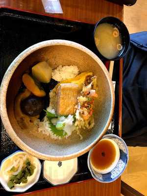 郷土料理赤とんぼ