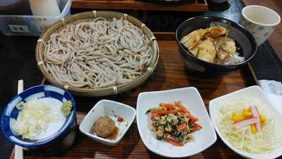 二葉屋 東区役所店