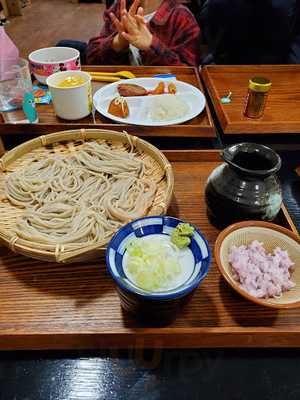 二葉屋 東区役所店
