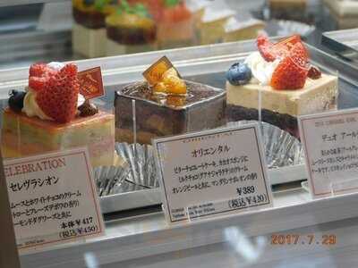 ラ・プラージュ