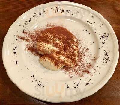 タヴェルナ イル ヴィアーレ