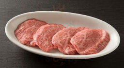 ヤキニク ホルモン どうげん