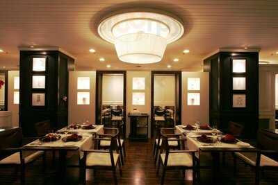 フレンチ＆チャイニーズレストラン モンスレー