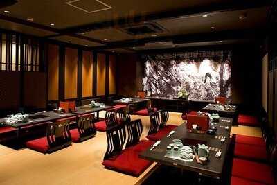 水たき料亭 博多華味鳥　広島胡町店