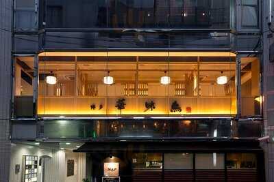 水たき料亭 博多華味鳥　広島胡町店