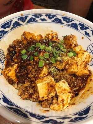 九州らーめん亀王 谷九店