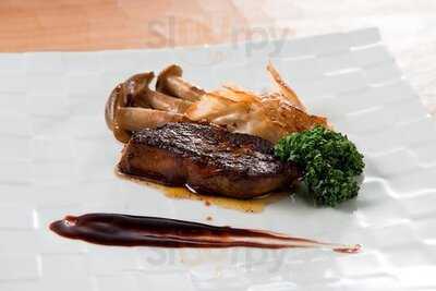 ニュー松坂 阪急32番街店