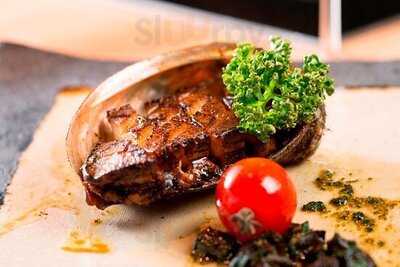 ニュー松坂 阪急32番街店