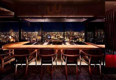 ニュー松坂 阪急32番街店