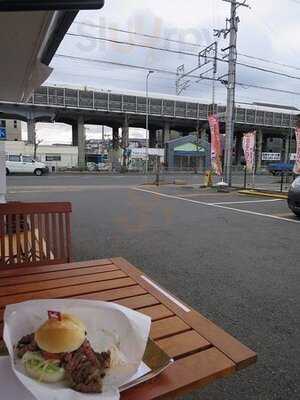 お肉のスーパー やまむらや　山科店