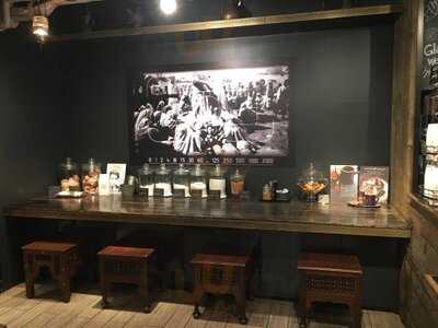 Far East Bazaar エキマルシェ大阪店