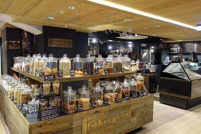 Far East Bazaar エキマルシェ大阪店