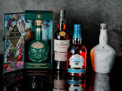 京都センチュリーホテル メインバー エセックス