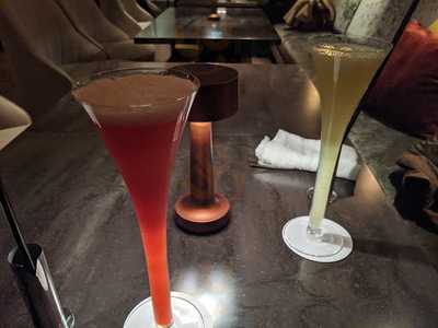 京都センチュリーホテル メインバー エセックス