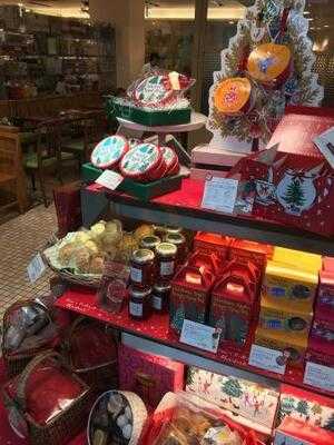 アフタヌーンティー・ティールーム ホワイティうめだ店