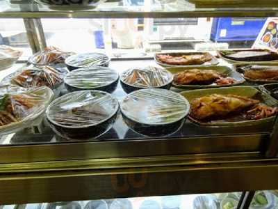 ダル食堂 堂島地下街店