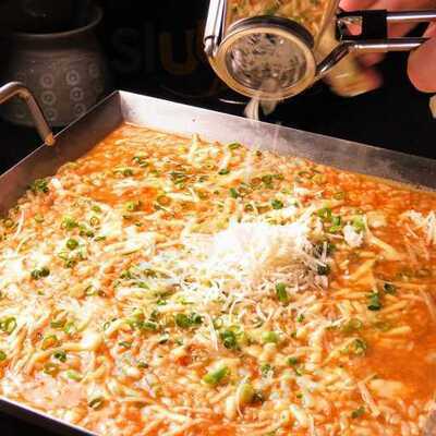 もつ鍋と旨いもん どんたく 本店