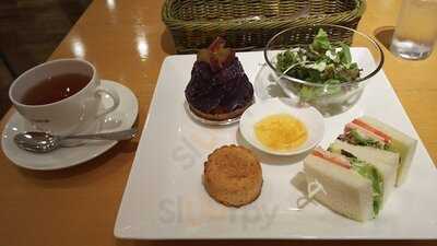 パティスリー＆カフェ ティフィン 名古屋三越栄店