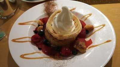 パティスリー＆カフェ ティフィン 名古屋三越栄店