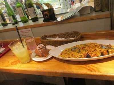 カフェアンドバー グーテ