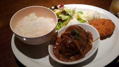 ラ・ピエドラ 栄店