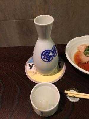 立ち飲みスタイル しゅらくざ