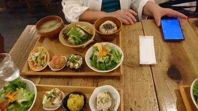 実身美 心斎橋店