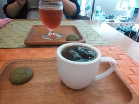 ナチュラル カフェ ヒ・ミ・ツ基地