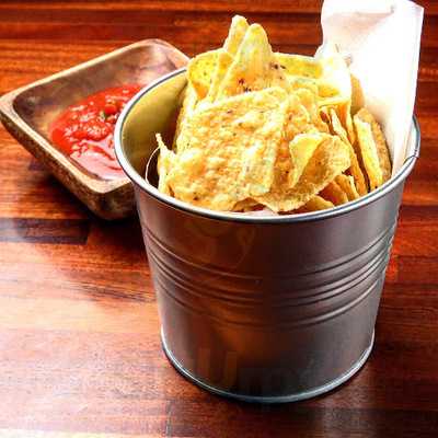 ナカノターナーズ 中の棚店