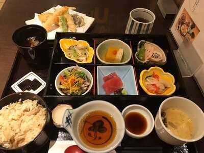 天ぷら・鯛めし 与太呂 上本町店