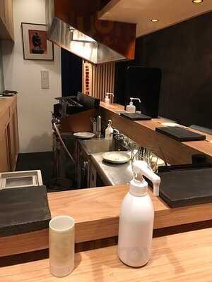 炭火やきとり 森田