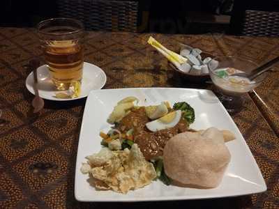 カフェ ビンタン