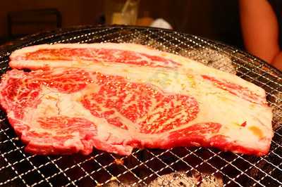 赤身肉とホルモン焼 コニクヤマ