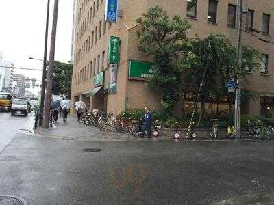 モスバーガー 十三店