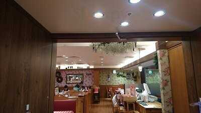 ラケル なんばcity店