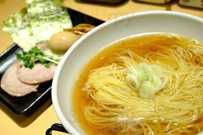 とんこつラーメン 博多風龍 千日前店