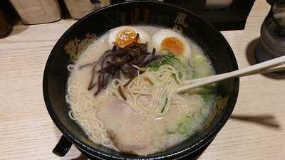 とんこつラーメン 博多風龍 千日前店