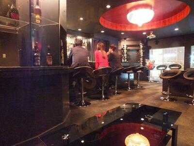 ミュージック＆ワインバー　リベルタ