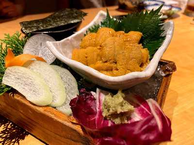 寅八商店 梅田店