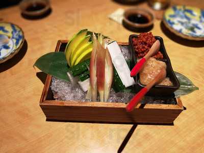 寅八商店 梅田店