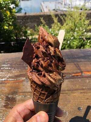 リタルダンド クラフトチョコレート　アンド コーヒー