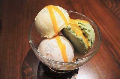 イカリヤ食堂 オオサカ